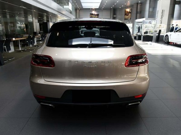 {六合彩}(保时捷macan2020新款卡宴120万的车)